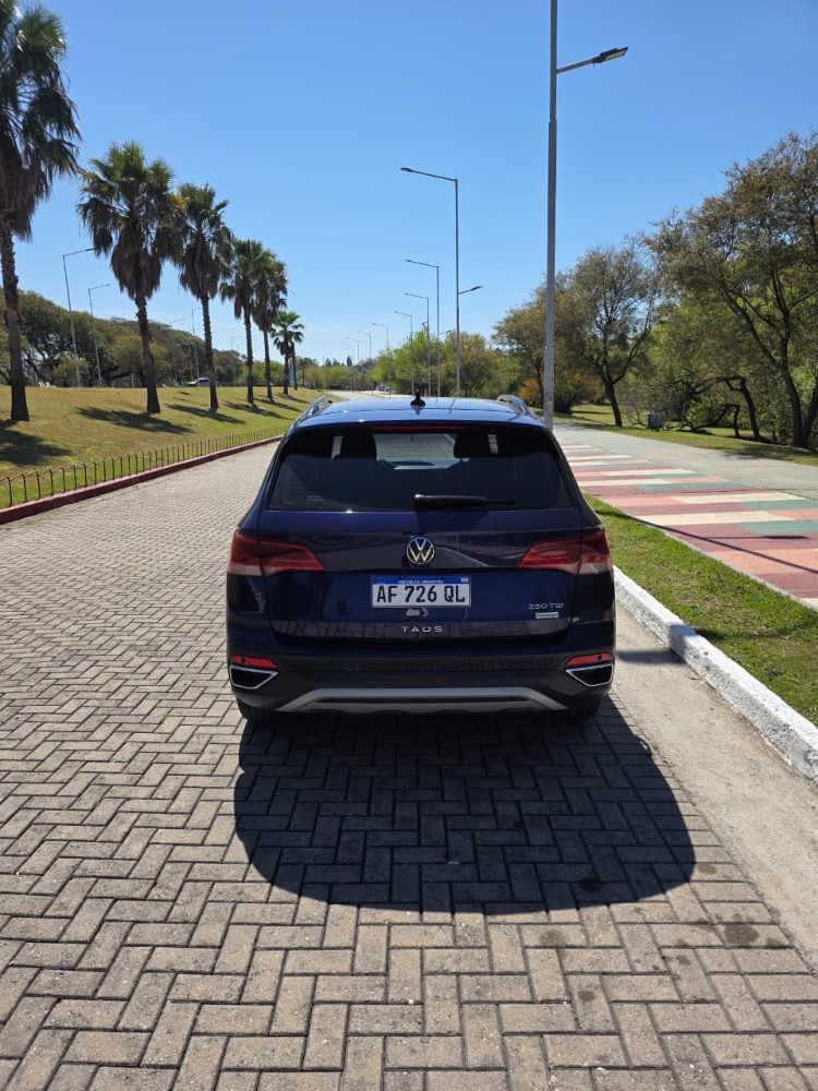 Volkswagen TAOS 5P 1,4 TSI 250 Comfortline Tipt — foto 8